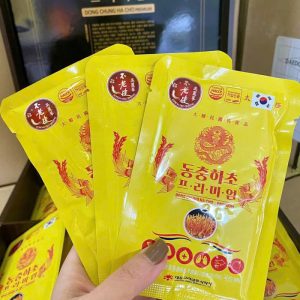 đông trùng hạ thảo 30ml 2